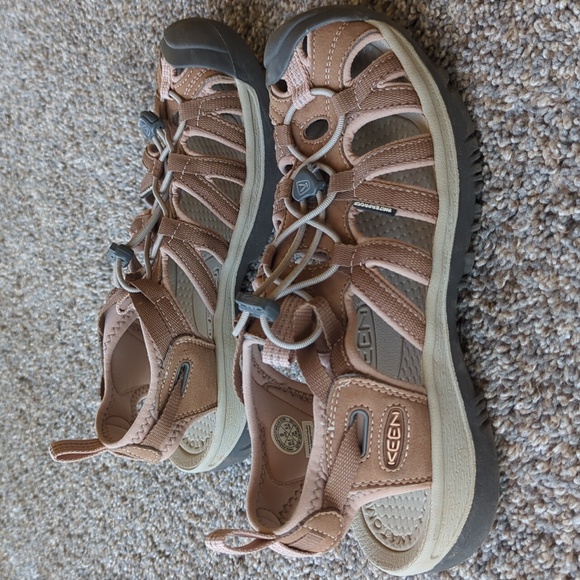 Keene Women's Whisper Closed Toe Sports Sandals - 9 - Picture 1 of 6